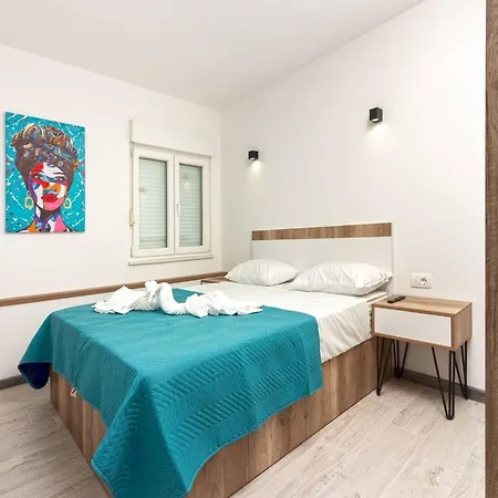 Apartamento Modern With Private Balcony Kaštela